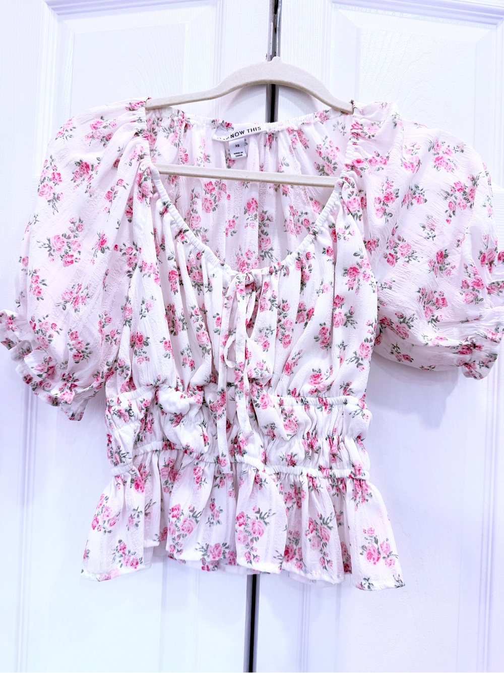 White Pink Floral Puff Sleeve Tie-Front Top